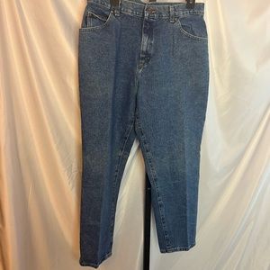 Chic Relaxed Petite Vintage Jeans, size 16 Petite